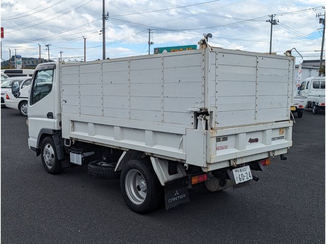 MITSUBISHI CANTER 2004