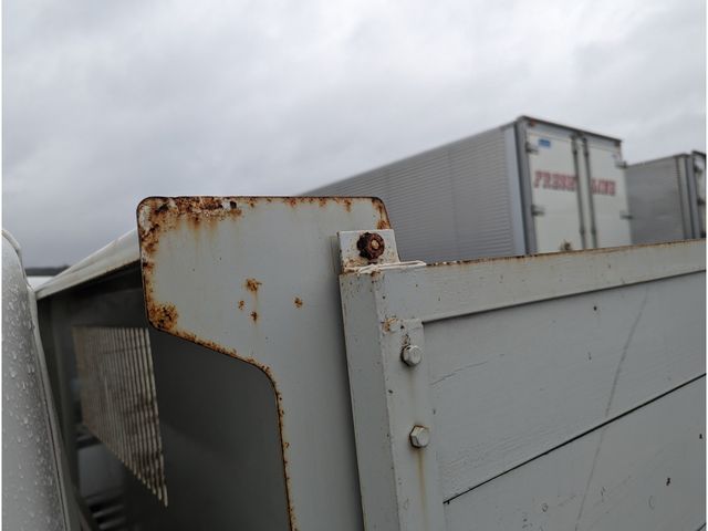 MITSUBISHI CANTER 2004