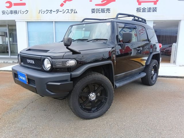 TOYOTA FJ CRUISER 4WD 2012