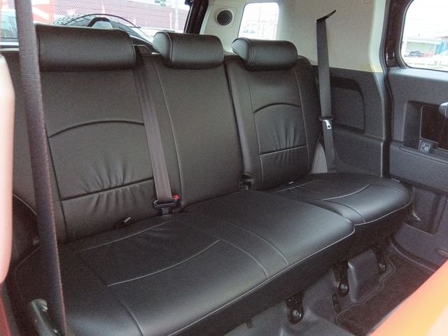 TOYOTA FJ CRUISER 4WD 2012