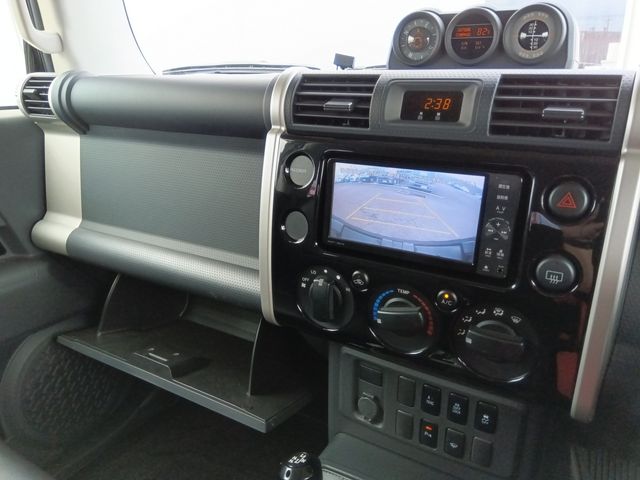 TOYOTA FJ CRUISER 4WD 2012