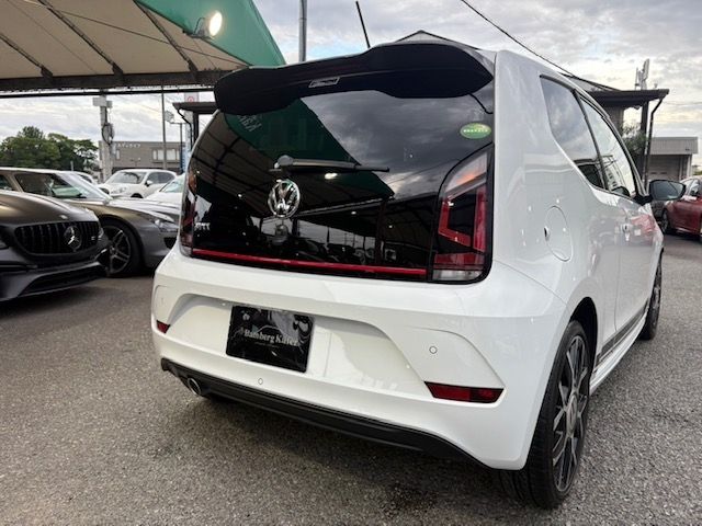 VOLKSWAGEN VOLKSWAGEN up! 2018