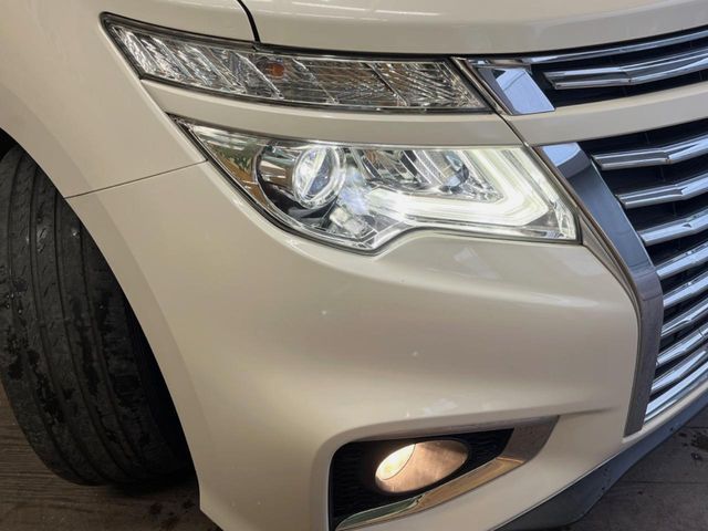 NISSAN ELGRAND 2017
