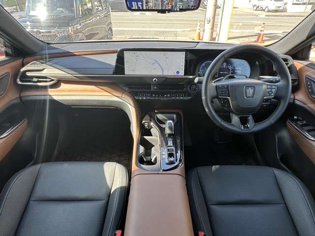 TOYOTA CROWN CROSSOVER 2024