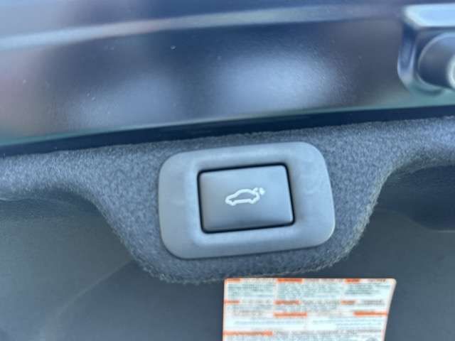 TOYOTA CROWN CROSSOVER 2024