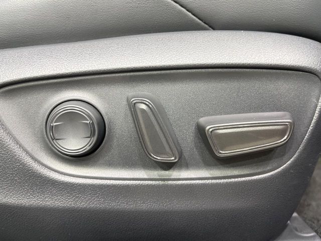 TOYOTA HARRIER 2WD 2020