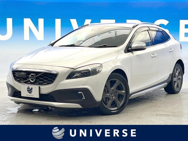 VOLVO VOLVO V40 CROSS COUNTRY 2013