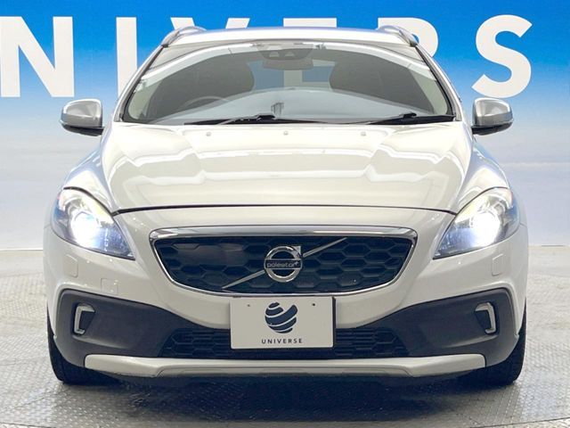 VOLVO VOLVO V40 CROSS COUNTRY 2013