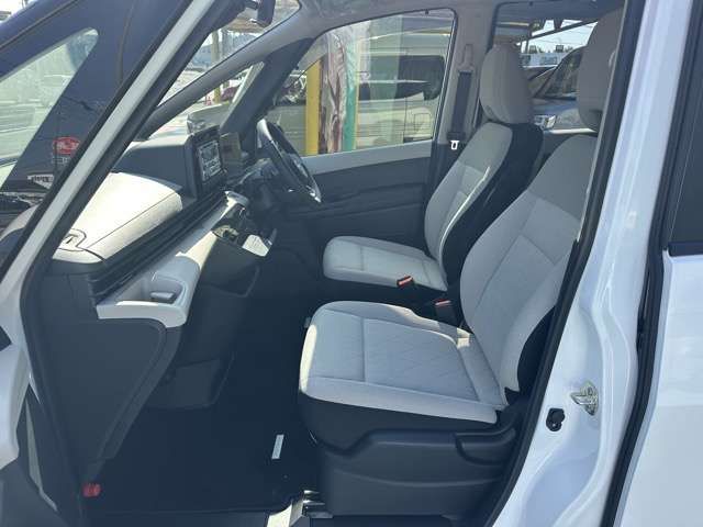 NISSAN SERENA  WG 2023