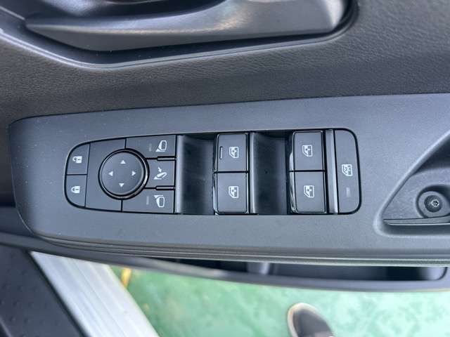 NISSAN SERENA  WG 2023