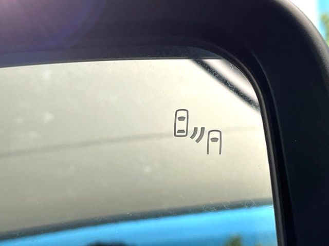 MITSUBISHI DELICA D:5 4WD 2023