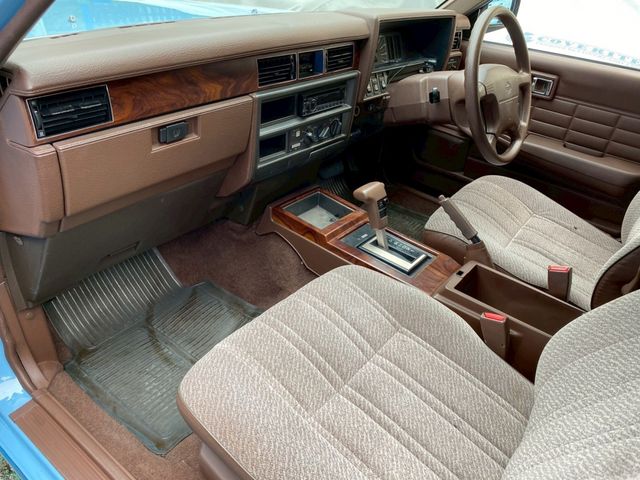 NISSAN CEDRIC van 1999