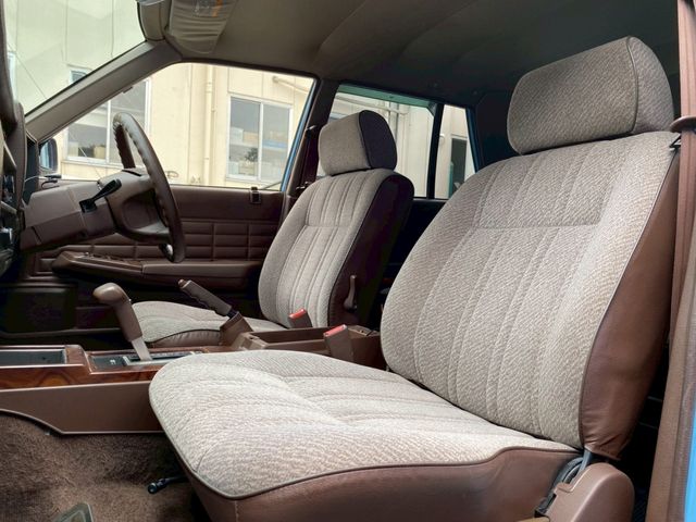 NISSAN CEDRIC van 1999