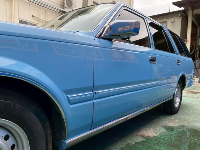 NISSAN CEDRIC van 1999