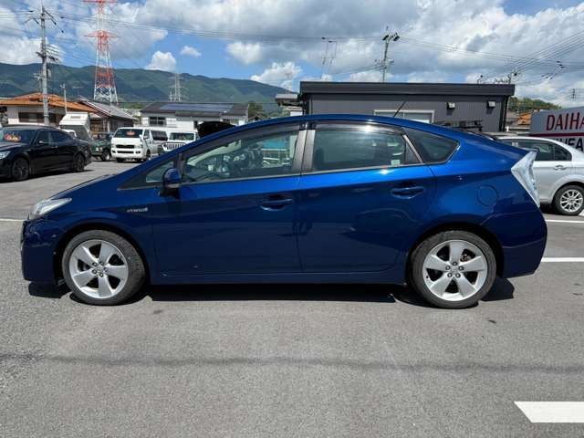 TOYOTA PRIUS 2010