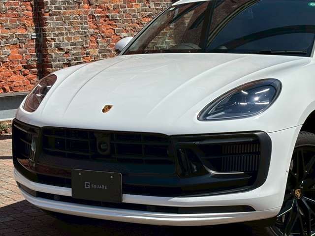 PORSCHE PORSCHE Macan 2024