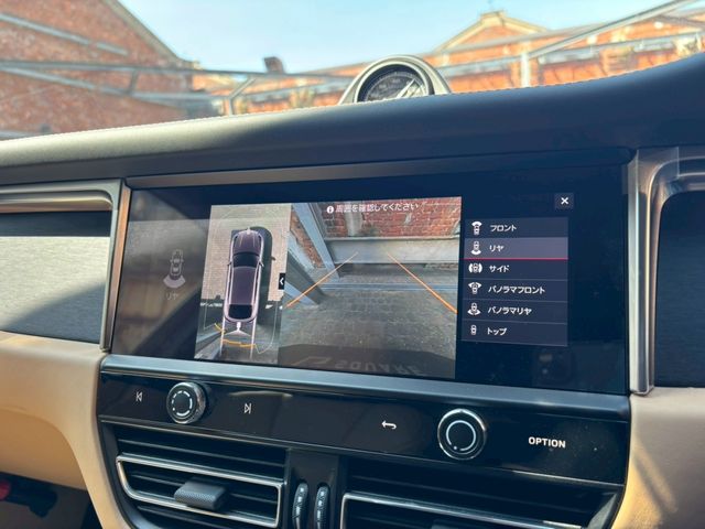 PORSCHE PORSCHE Macan 2024