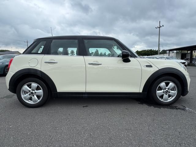 BMW MINI COOPER D 5DOOR 2019
