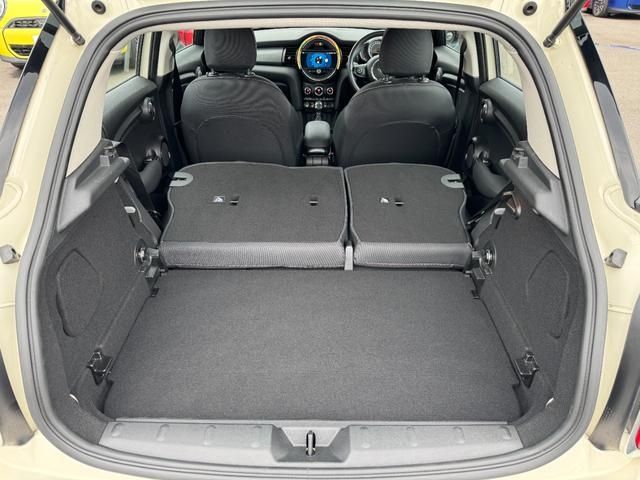 BMW MINI COOPER D 5DOOR 2019