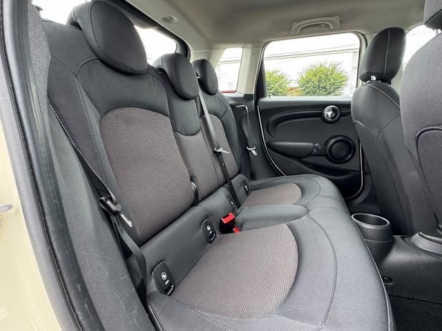 BMW MINI COOPER D 5DOOR 2019