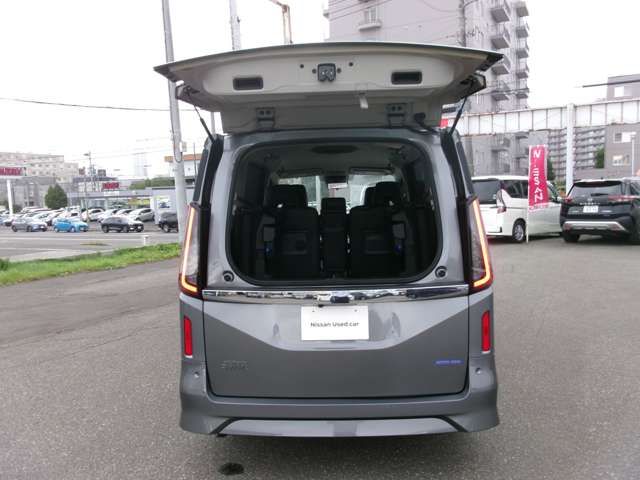 NISSAN SERENA  WG 4WD 2023