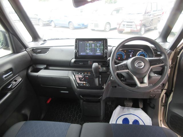 NISSAN ROOX 4WD 2021