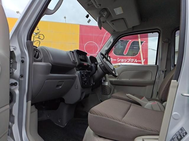 MITSUBISHI MINICAB van 2016