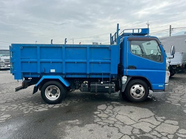 MITSUBISHI CANTER 2013