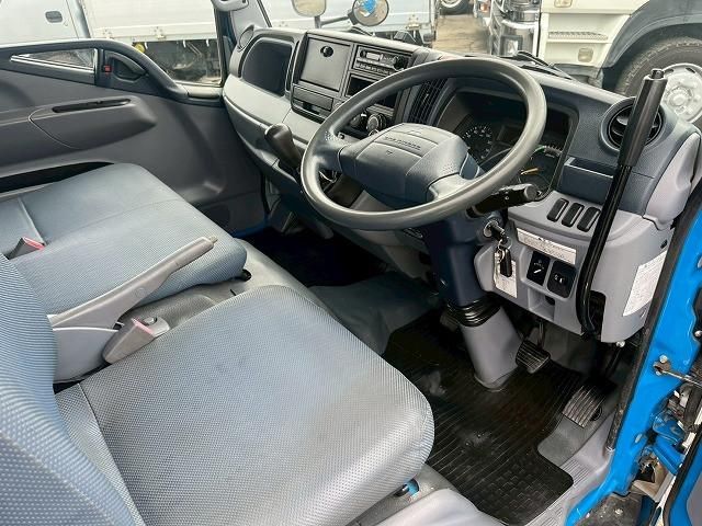 MITSUBISHI CANTER 2013