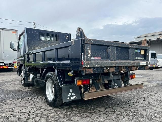 MITSUBISHI CANTER 2016