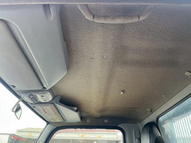 MITSUBISHI CANTER 2016