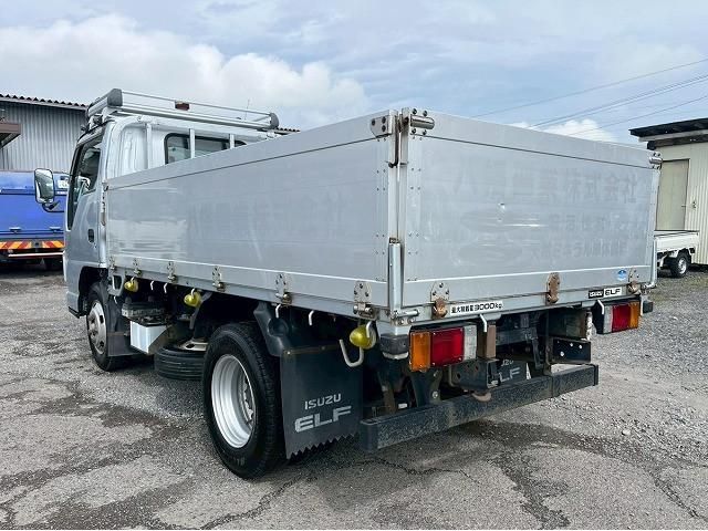 ISUZU ELF 2008