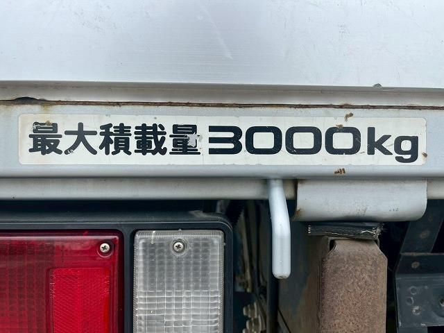 ISUZU ELF 2008