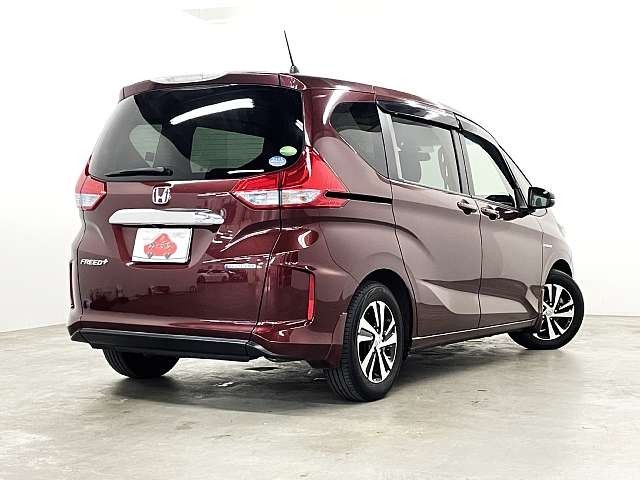 HONDA FREED plus HYBRID 2016