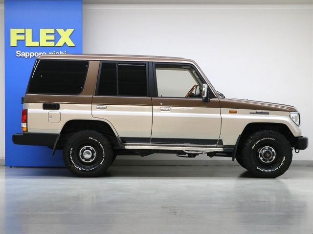 TOYOTA LANDCRUISER PRADO 1990