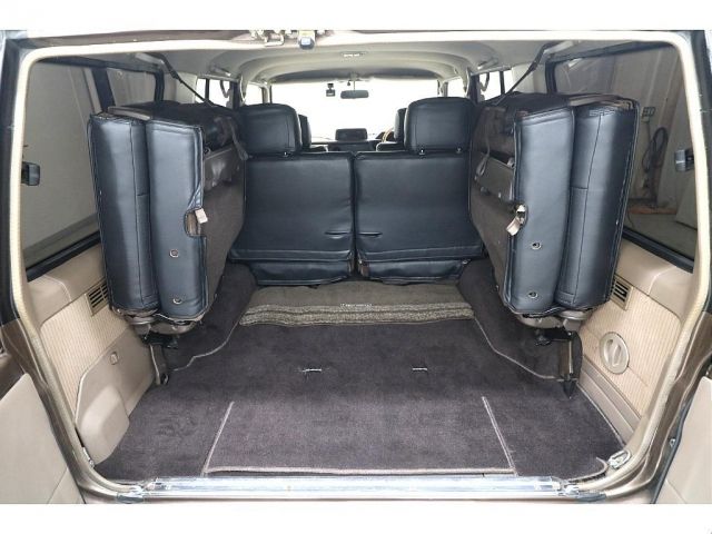 TOYOTA LANDCRUISER PRADO 1990