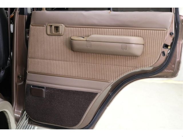 TOYOTA LANDCRUISER PRADO 1990