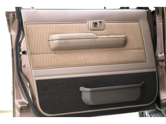 TOYOTA LANDCRUISER PRADO 1990