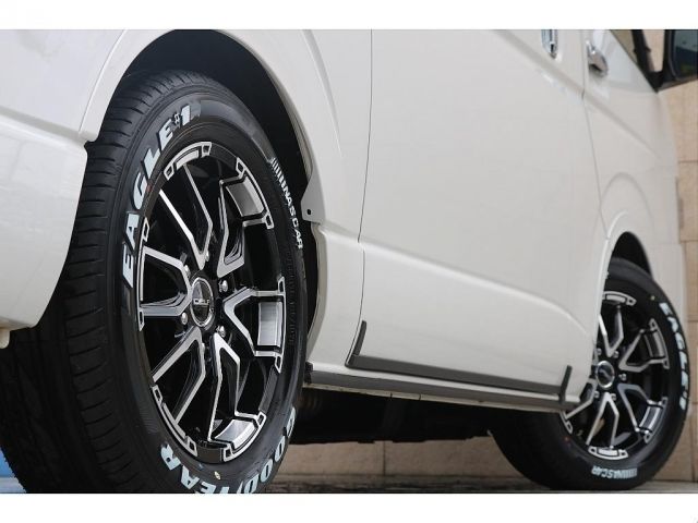 TOYOTA HIACE van 4WD 2022