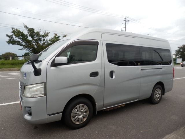 NISSAN NV350 CARAVAN 4WD 2014