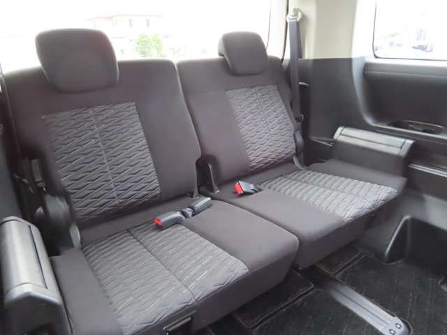 MITSUBISHI DELICA D:5 4WD 2025