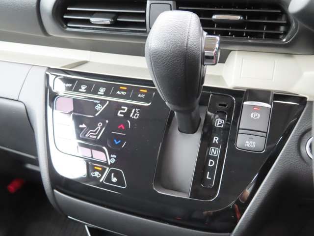 MITSUBISHI DELICA MINI 2025