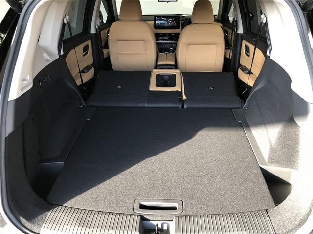 NISSAN X-TRAIL HYBRID 4WD 2023