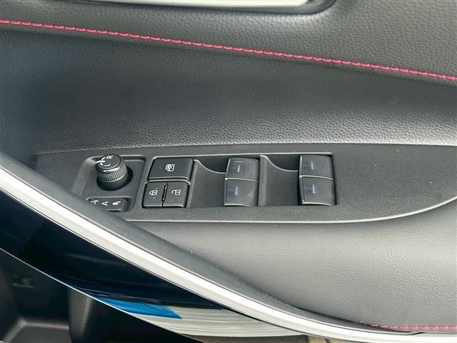 TOYOTA COROLLA SPORT HYBRID 2022