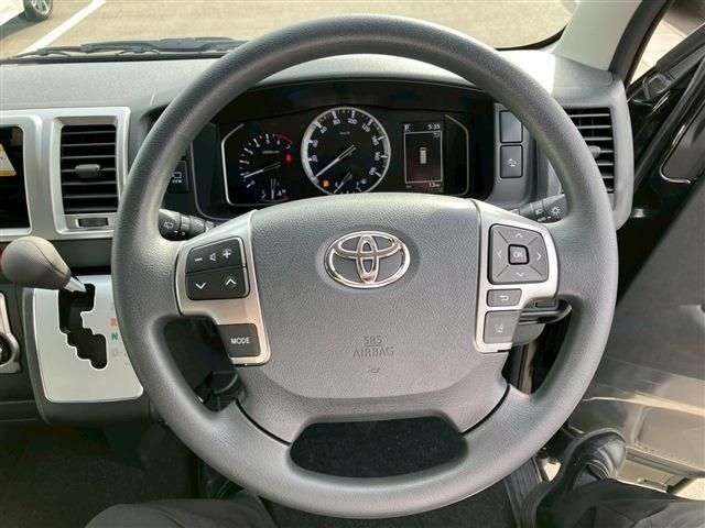 TOYOTA HIACE wagon 2025