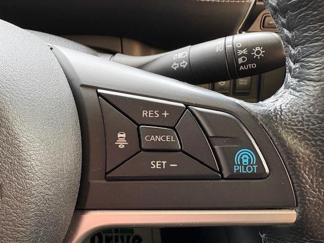 NISSAN SERENA  WG 2018