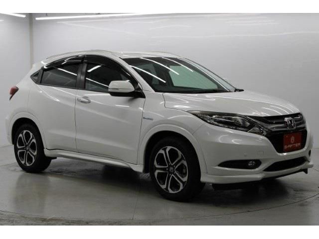HONDA VEZEL HYBRID 2015
