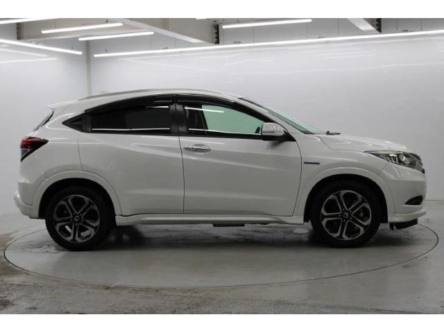 HONDA VEZEL HYBRID 2015