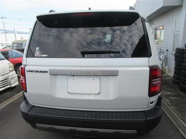 TOYOTA LANDCRUISER 250 2024