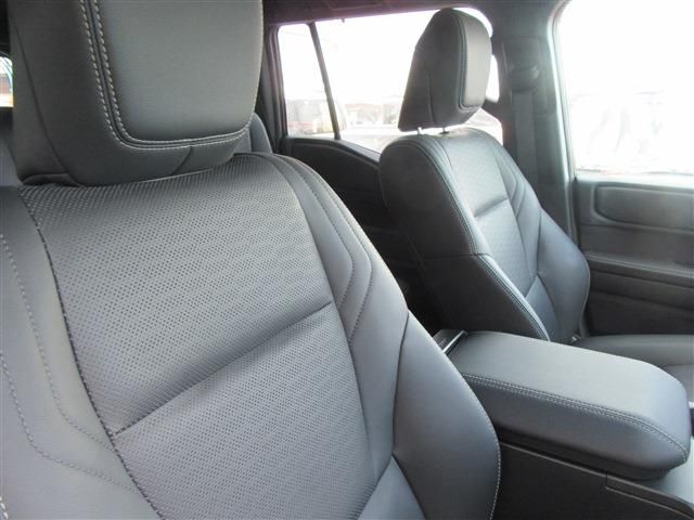 TOYOTA LANDCRUISER 250 2024